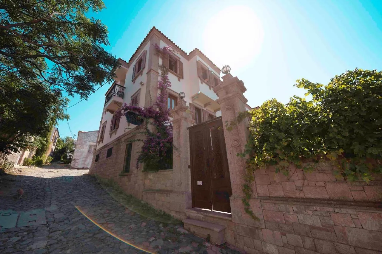 Cunda Tas Konak Otel Ayvalı 0*,  Turecko